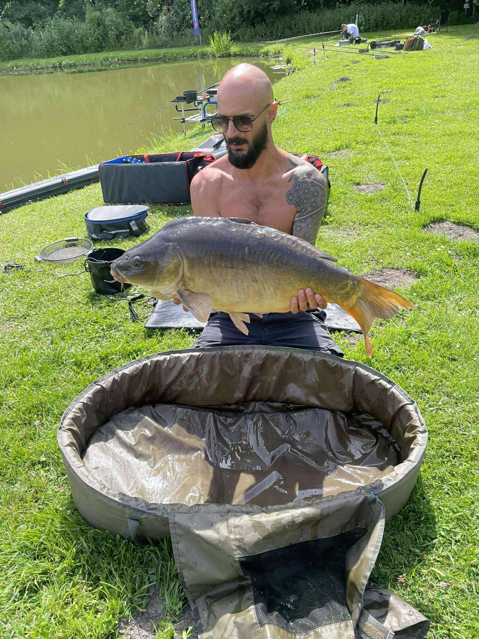 Sezon 2025 WhatsApp 68